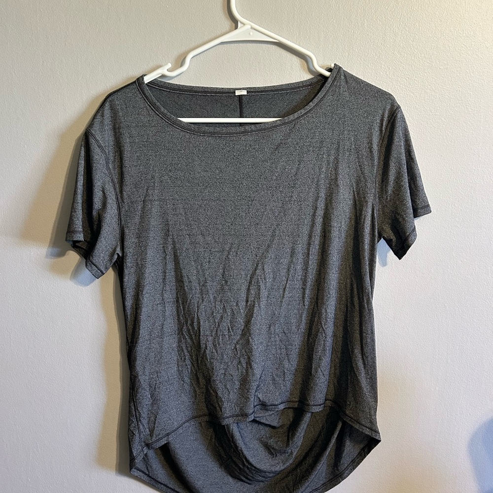 lululemon t shirt
